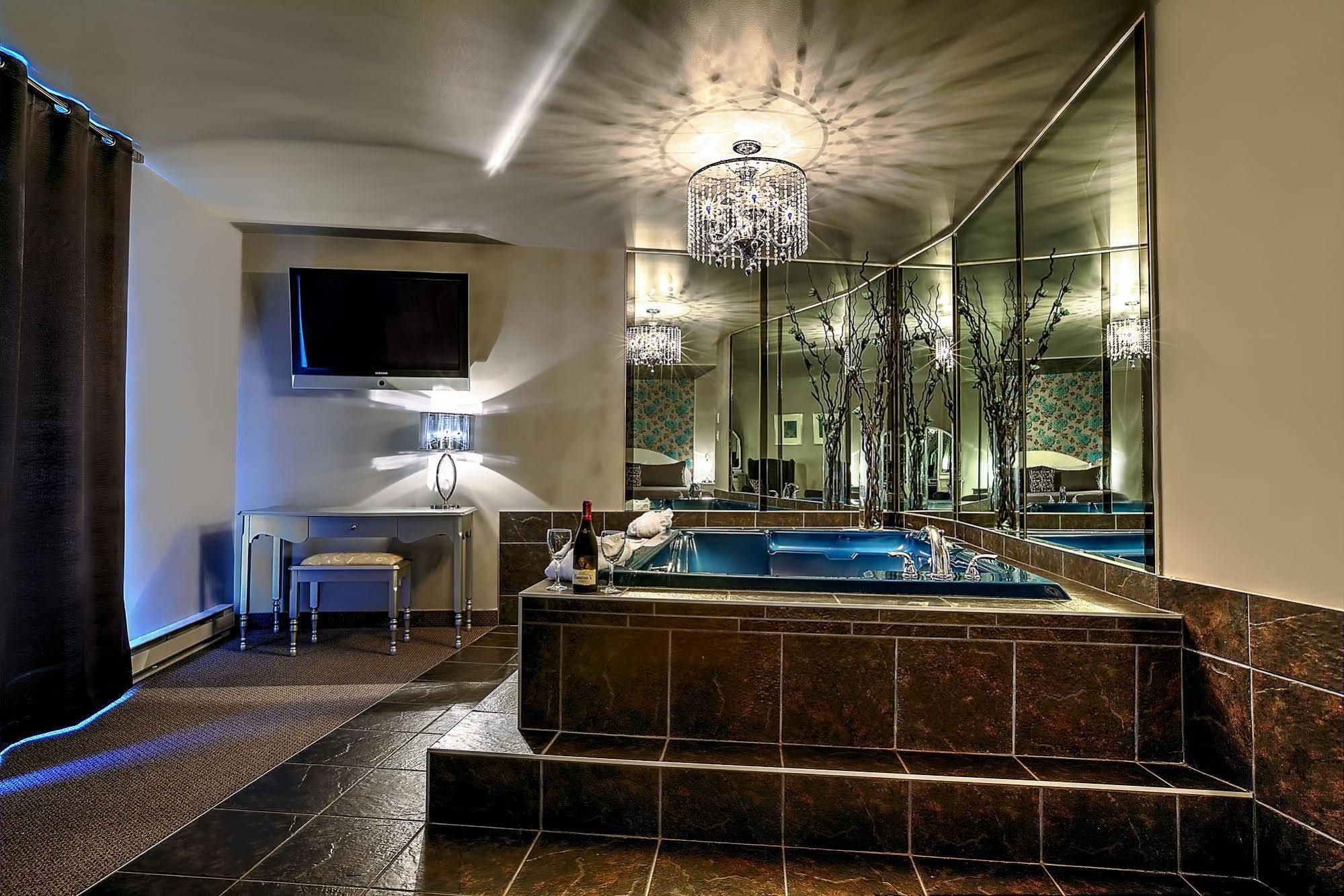 Hotel & Suites Monte-Cristo Québec Eksteriør billede